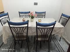 dinning table with 6 chairs