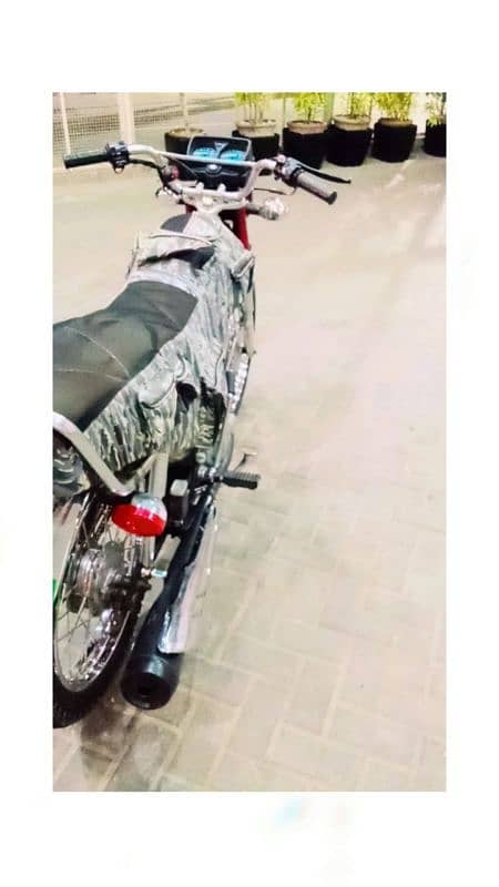 Honda 125 2012 model black colour multan number location karachi malir 2