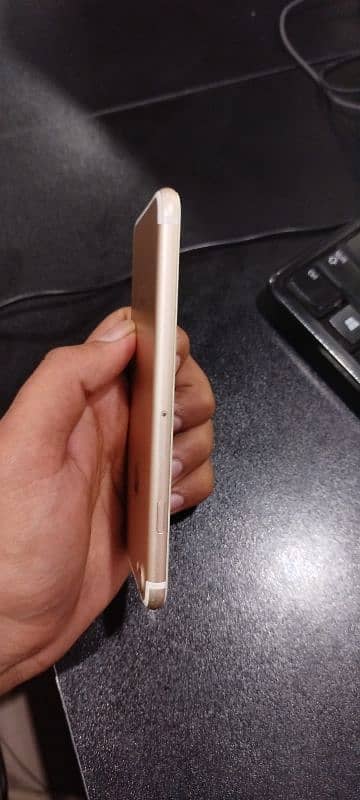 iphone 7 32 gb pta Approved 3