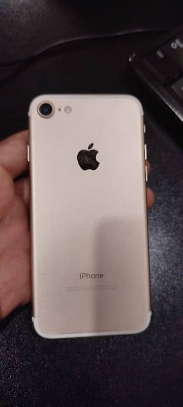 iphone 7 32 gb pta Approved 7