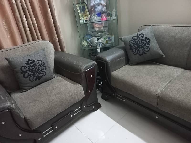 5 Seater Sofa Set 4