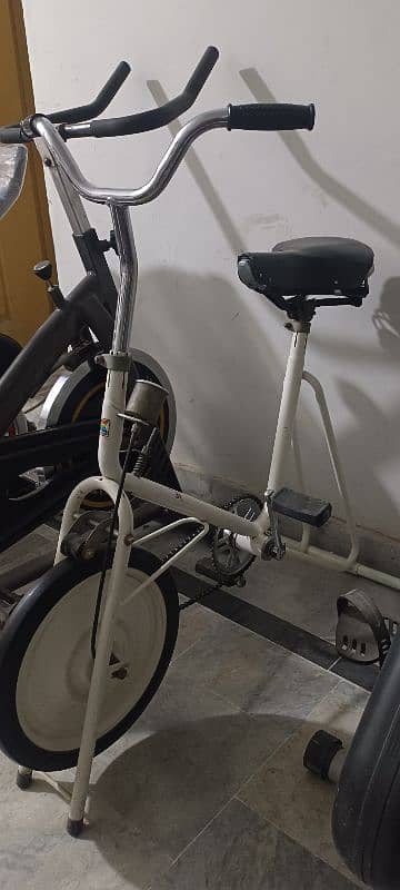 Recumbent bike exercise cycle elliptical cross trainer spin treadmill 16