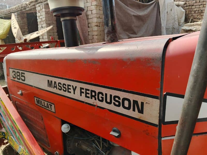 Massey 385 5