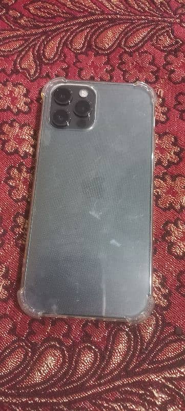 iphone 12 pro ,icloud locked hai, 128 gb hai, waterpack, airtight hai, 8