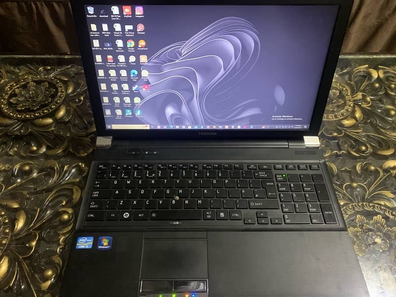 Toshiba laptop Tecra r950 0