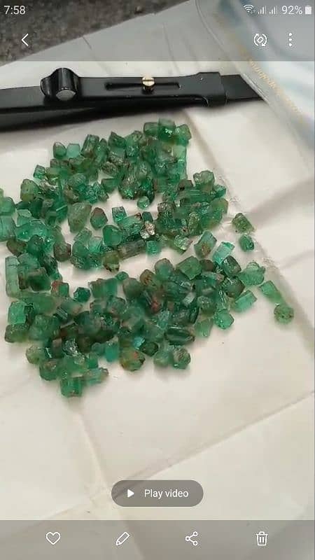 gemstone Emerald natural beautiful colour carat600 1