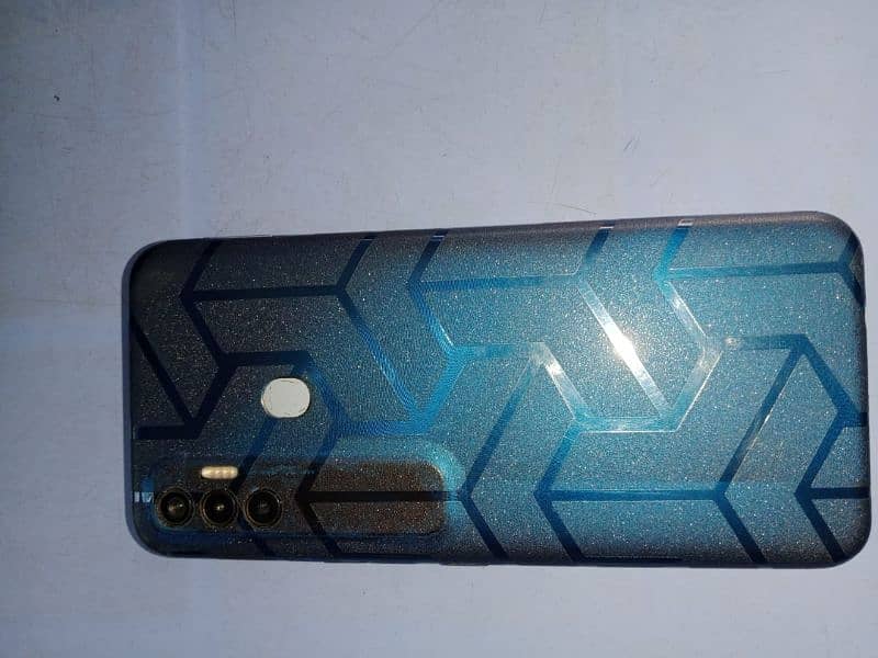 Tecno spark 7 pro 4gb 64gb 10 by 8 condition. Exchange possible. 3