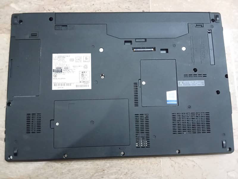 FUJITSU Lifebook,E-756/P core i5 (6th generation) 2