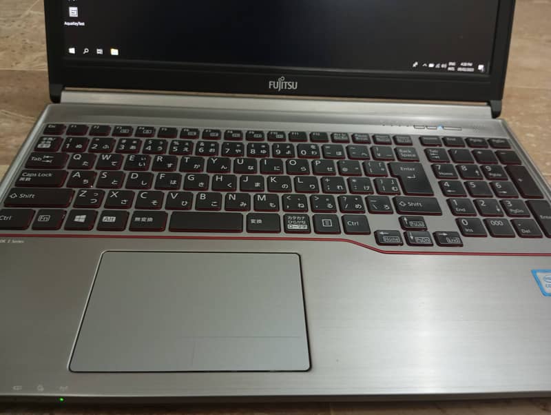 FUJITSU Lifebook,E-756/P core i5 (6th generation) 10