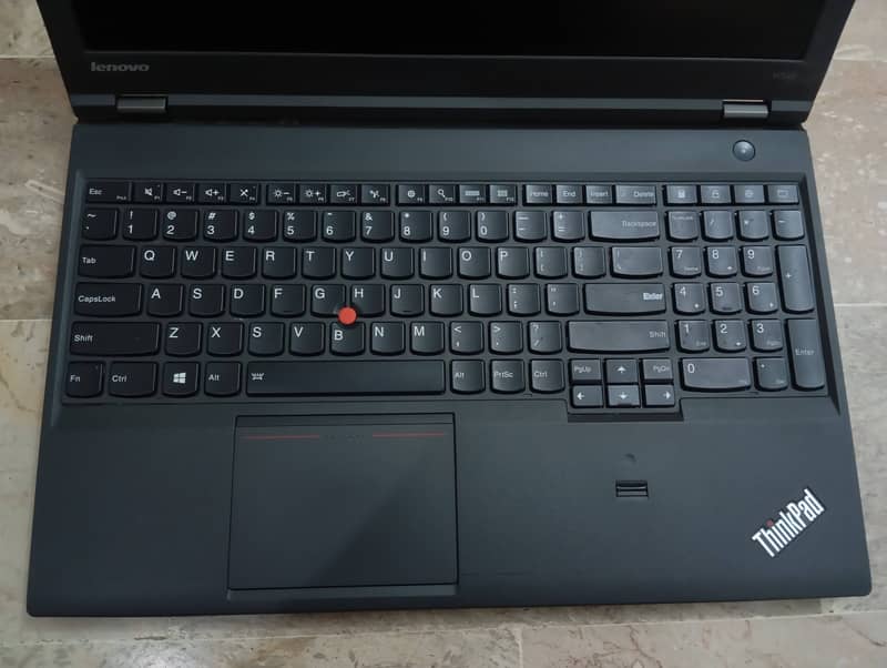 Lenovo Workstation W540 Core i7,QuadCore(4th generation)2gb dedicated 4