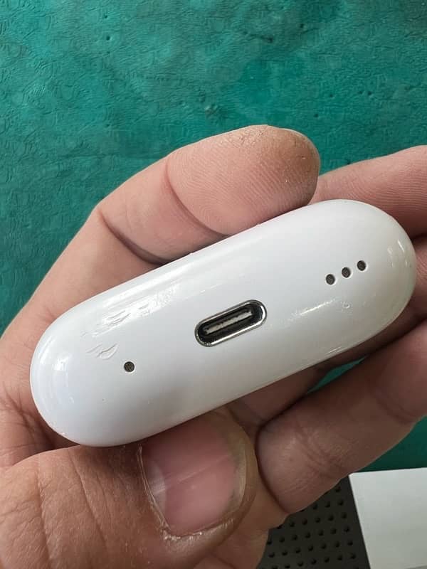 Airpods 2nd Generation Charging Case only (original) 5