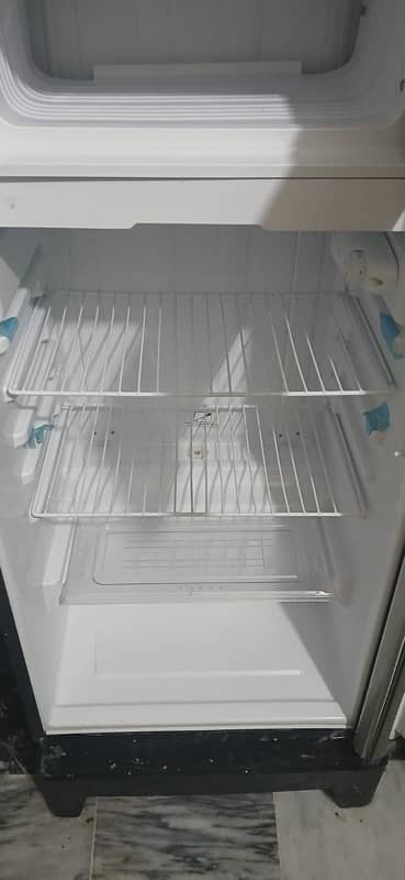 Dawlance Refrigerator 9106 R Brand new 10/10 7