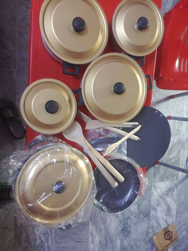 Non Stick golden king set 1