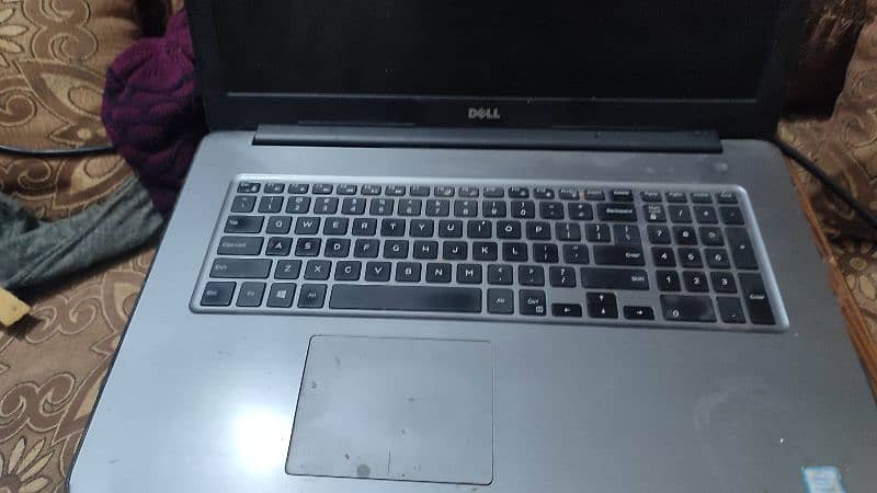 Dell Inspiron 17 5767 2