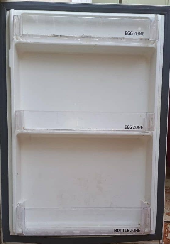 Sell Refrigerator running and good condition 3