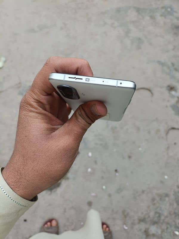 Redmi k40 gaming edition. 12/256  condition 10/10 3