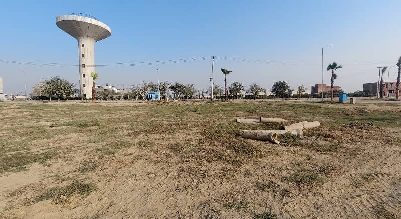 Reasonably-Priced 5 Marla Residential Plot In Paragon City - Orchard Block, Lahore Is Available As Of Now 6