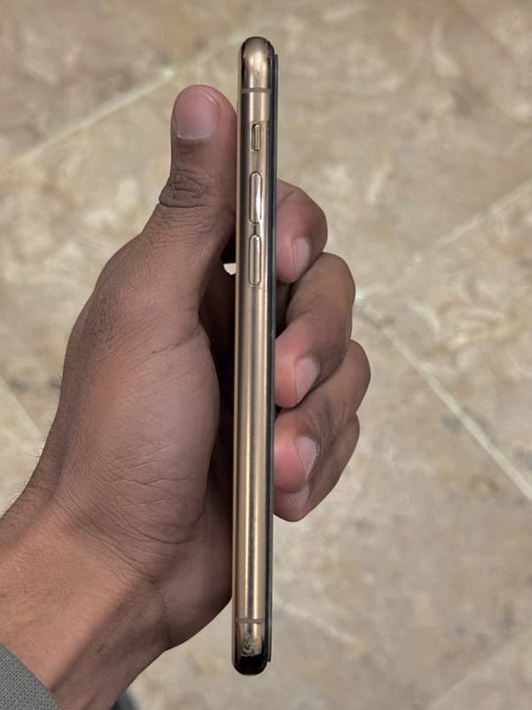 iPhone 11 Pro PTA 256 Gb 3