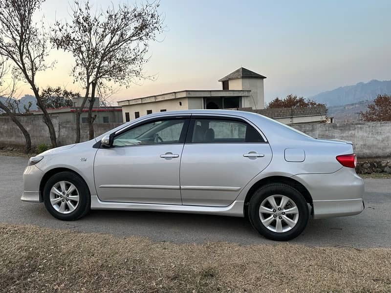 Toyota Corolla Altis 2011 2