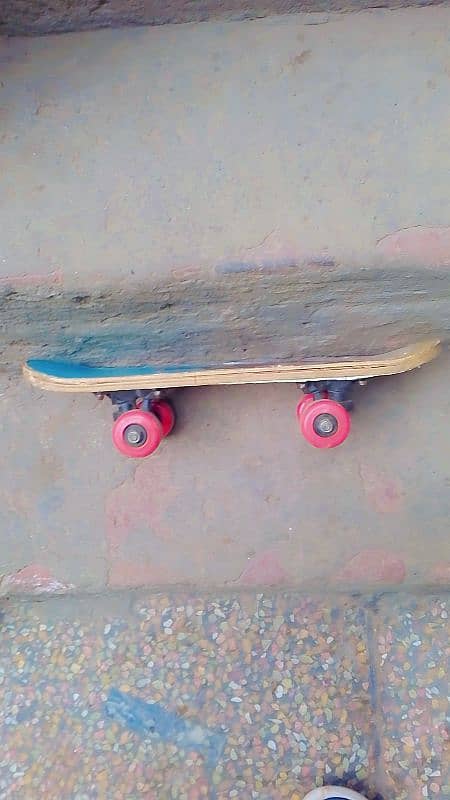 Skateboard wheels for beginners For Boys and Girls 2