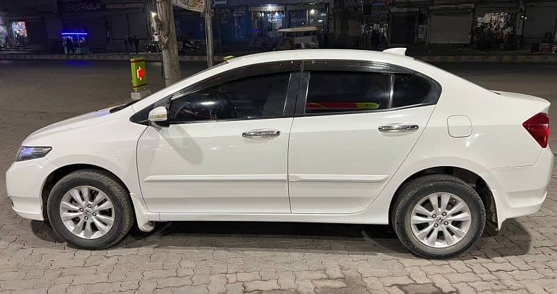 Honda City Aspire 2016 3