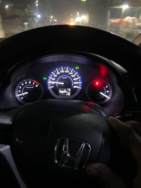 Honda City Aspire 2016 8