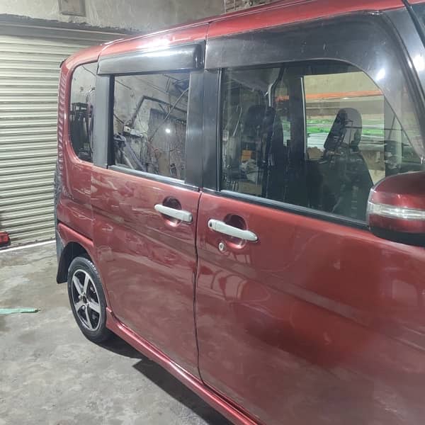 Daihatsu Tanto 2015 2