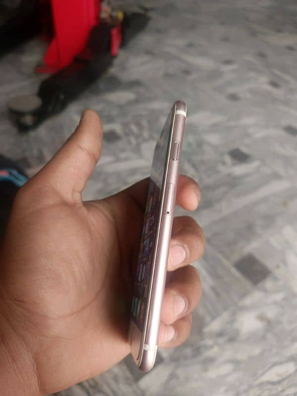 I phone 7 Best condition 2