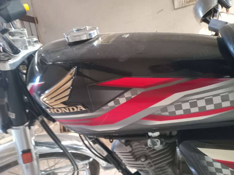 Honda CG125 ,contact 0343 4125260 8