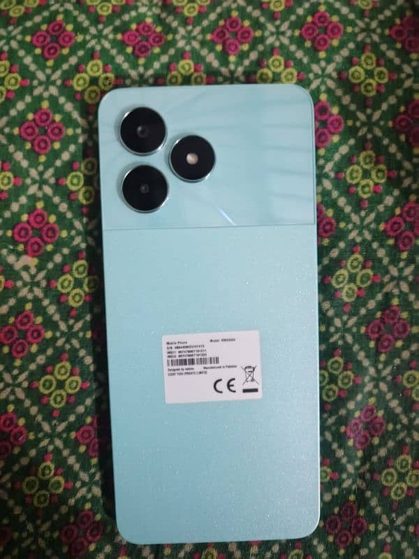 Realme C51 1