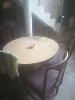 5 chair and cental table