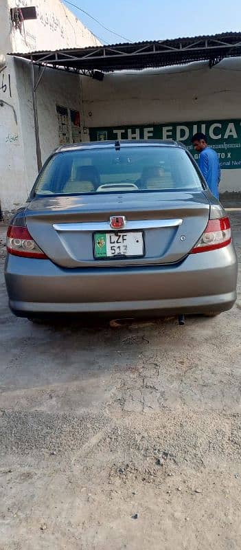 Honda City IDSI 2004 4