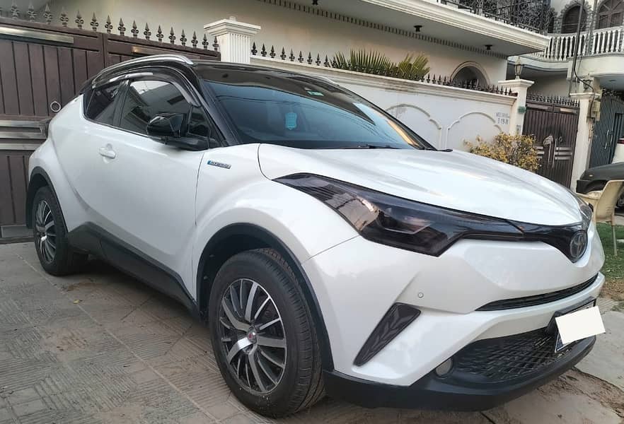 TOYOTA CHR 2017 G-LED EDITION Capital Num REG 2