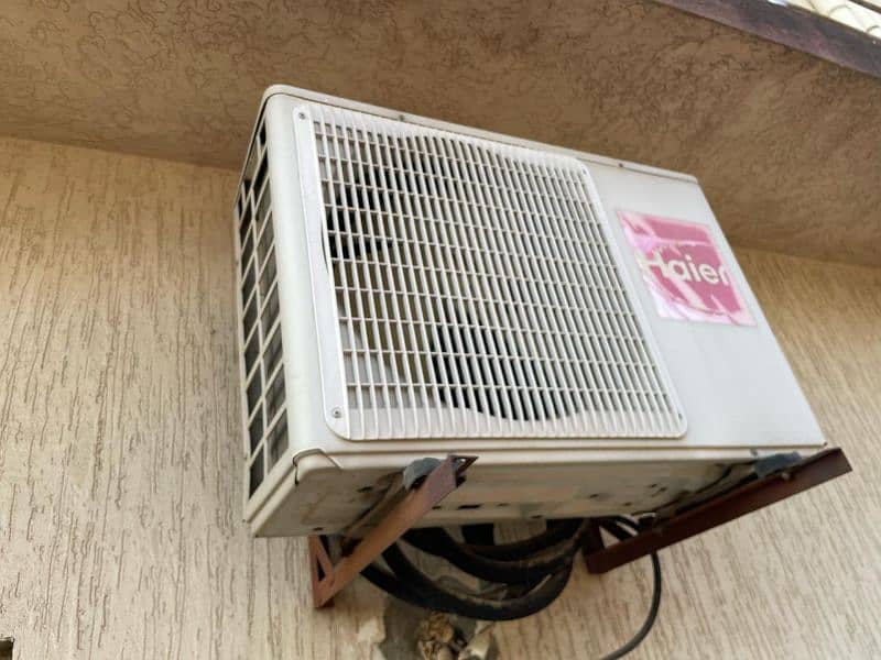 Haier 1.5 ton split ac Non inverter 1