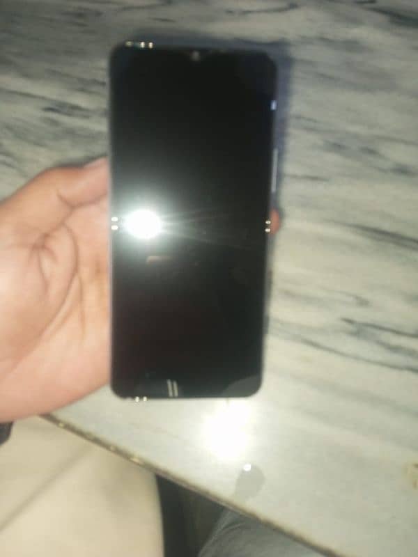 vivo y20 available for sale need money 5