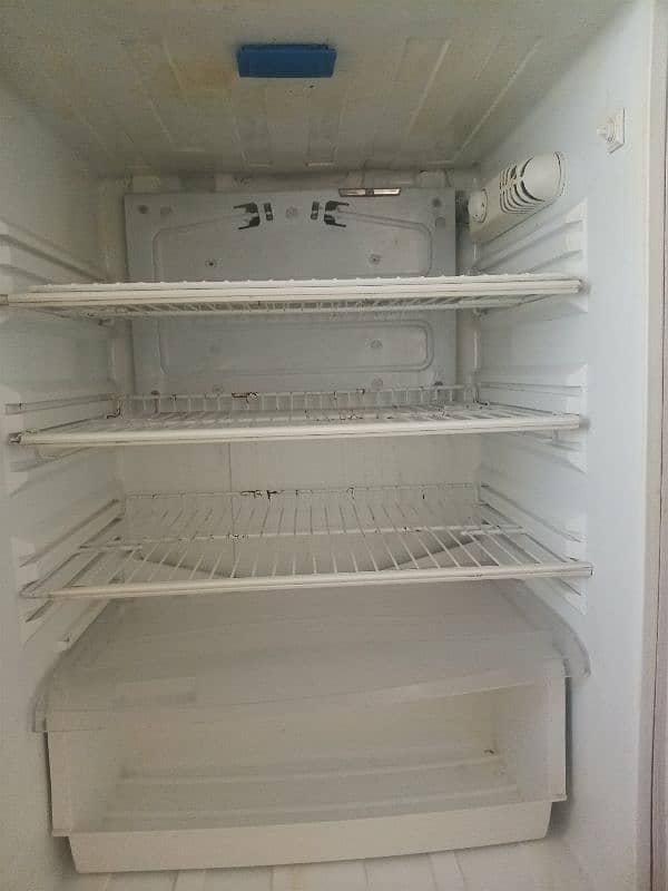 PEL Refrigerator 2