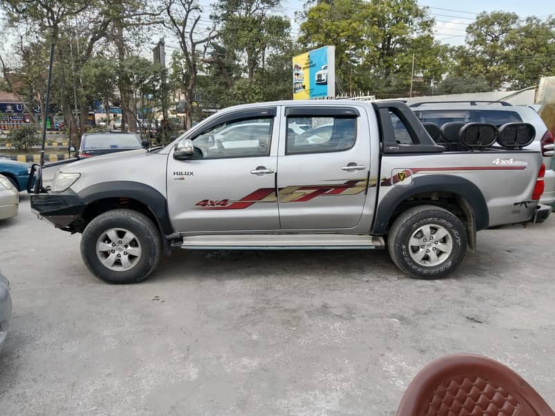 Toyota Hilux Vigo Champ G 4x4 2012 4