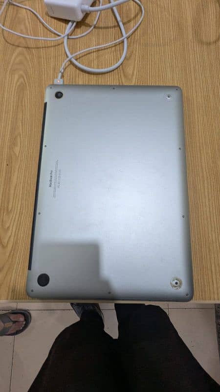 MacBook Pro ( Retina, 15-inch, Mid 2014 ) 5