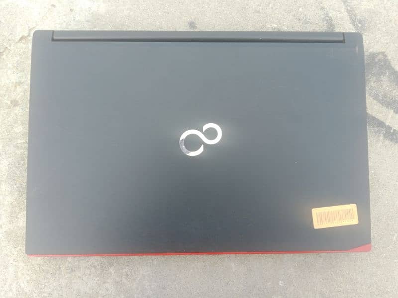 Fujitsu Life book A 573 g 2