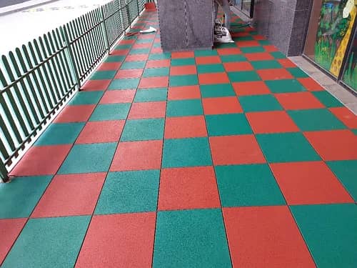 Gym Flooring - Rubber Tiles - Carpet Tiles - Synthetic carpet 4