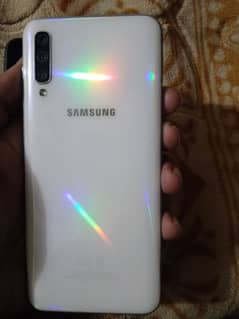 Samsung a50 6/128 Amoled display with box and amoled always clock