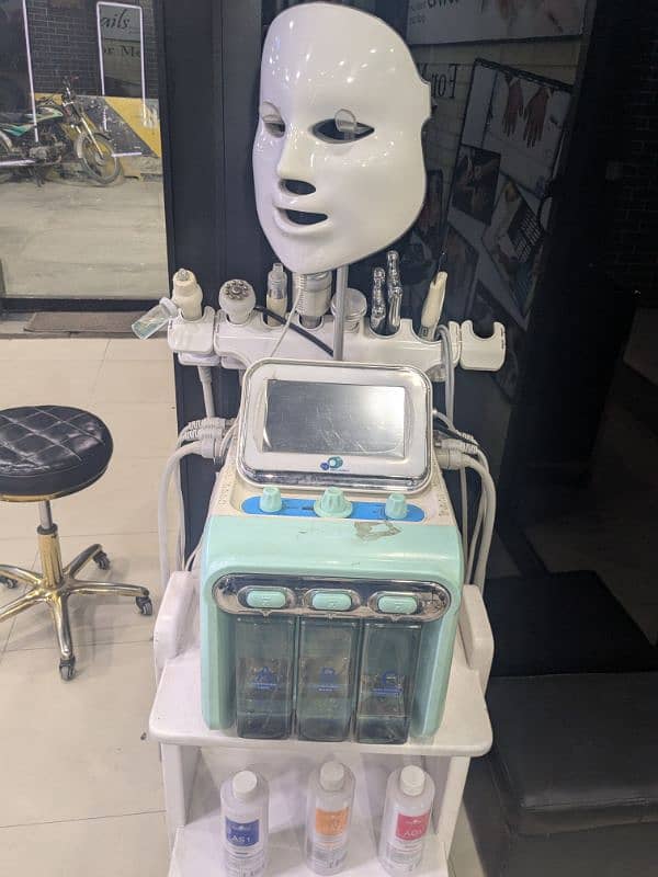 Hydra Facial Machine 3