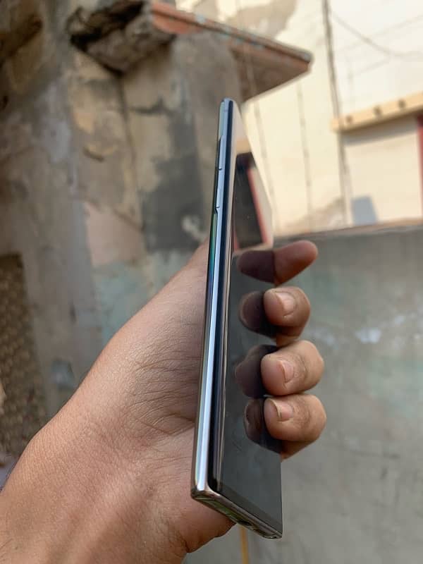 Samsung note 10 plus F model  12gb ram 256 memory 5