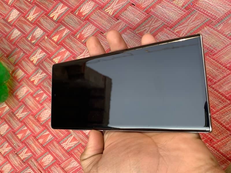 Samsung note 10 plus F model  12gb ram 256 memory 9