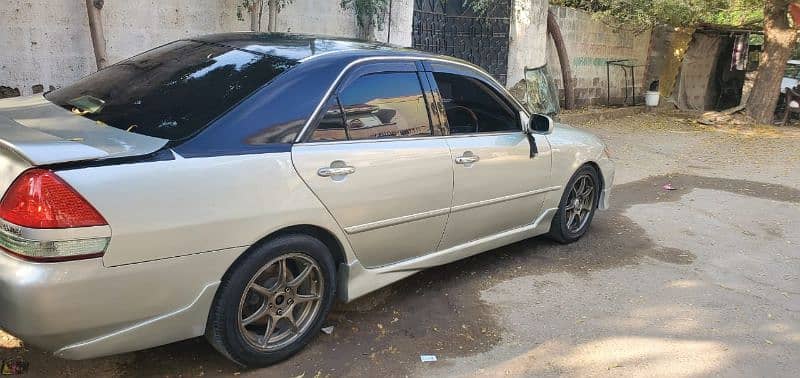 Toyota Mark II 2003 (35th anniversary edition) 9