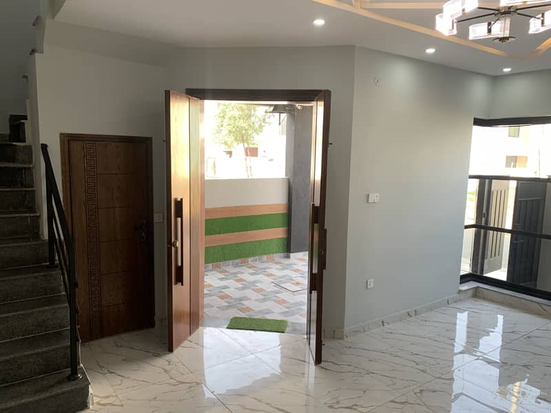 5 MARLA 4 BEDROOM BRAND NEW MODERN DESIGN HOUSE IS AVAILABLE FOR SALE IN DHA PHASE 11 RAHBAR LAHORE 8