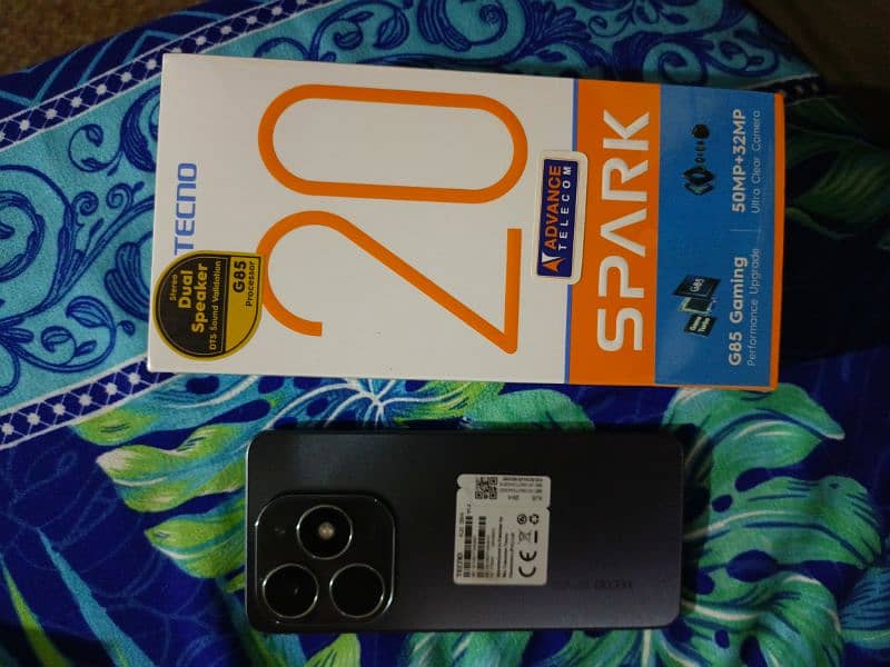 tecno spark 20 8+8/256 0