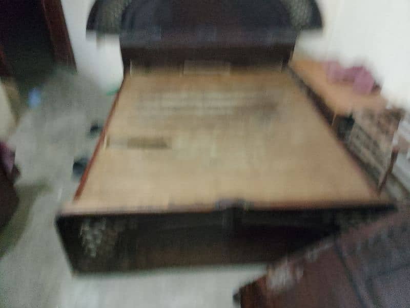 wodden bed sale only bed condition 6/10 2