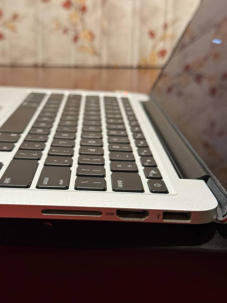 MacBook Pro 2015 Retina (03226682445) 5