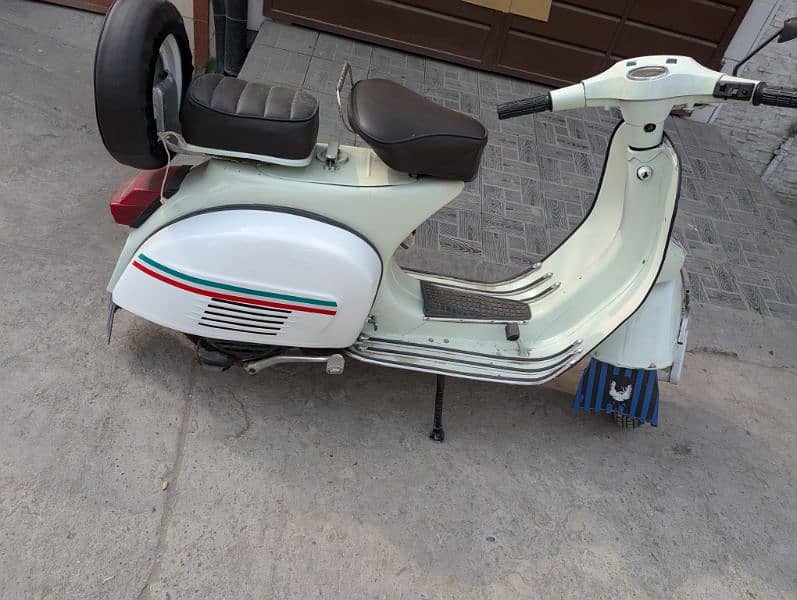 Vespa Restored 1986  all Genuine 1